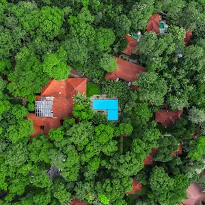 Greenwoods Resort, Resort